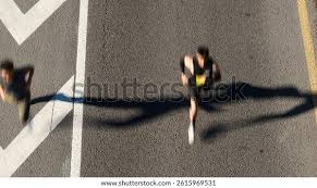 多兰王朝！T1零封HLE晋级MSI，Faker又竖大拇指，LPL慌了